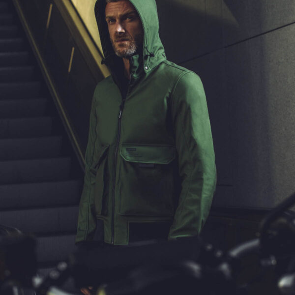 Jacke Metromover