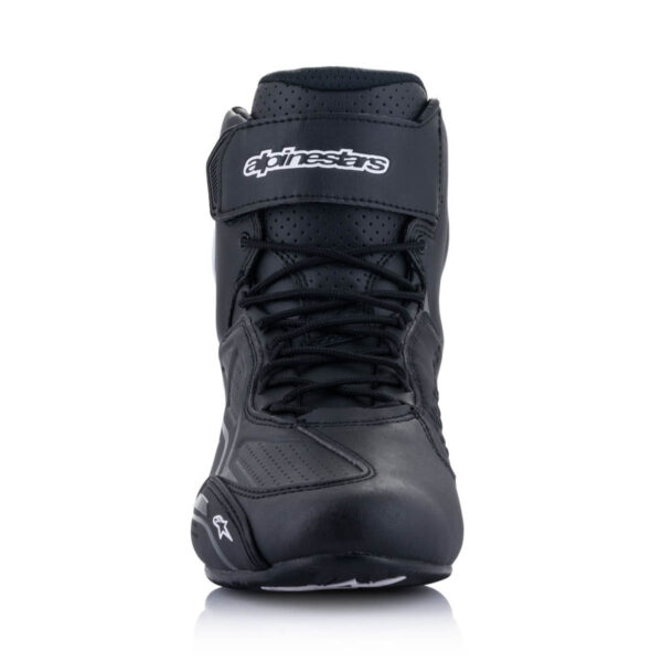 Schuh Faster 3