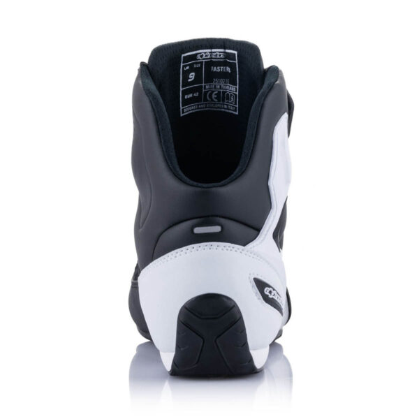 Schuh Faster 3